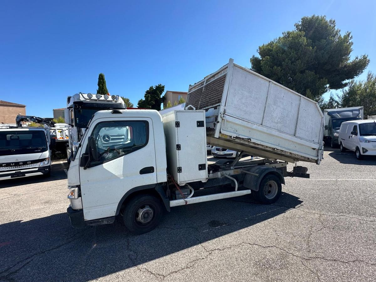 Mitsubishi Canter 35C13 - Tipper van: picture 1 Mitsubishi Canter 35C13 - Tipper van: picture 1