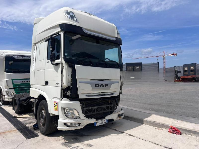 DAF XF 530 - Tractor unit: picture 2 DAF XF 530 - Tractor unit: picture 2