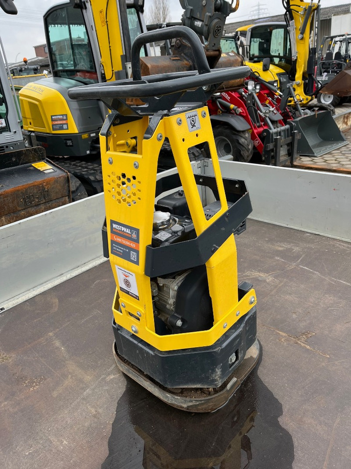 Bomag BR95 - Vibratory plate: picture 1 Bomag BR95 - Vibratory plate: picture 1