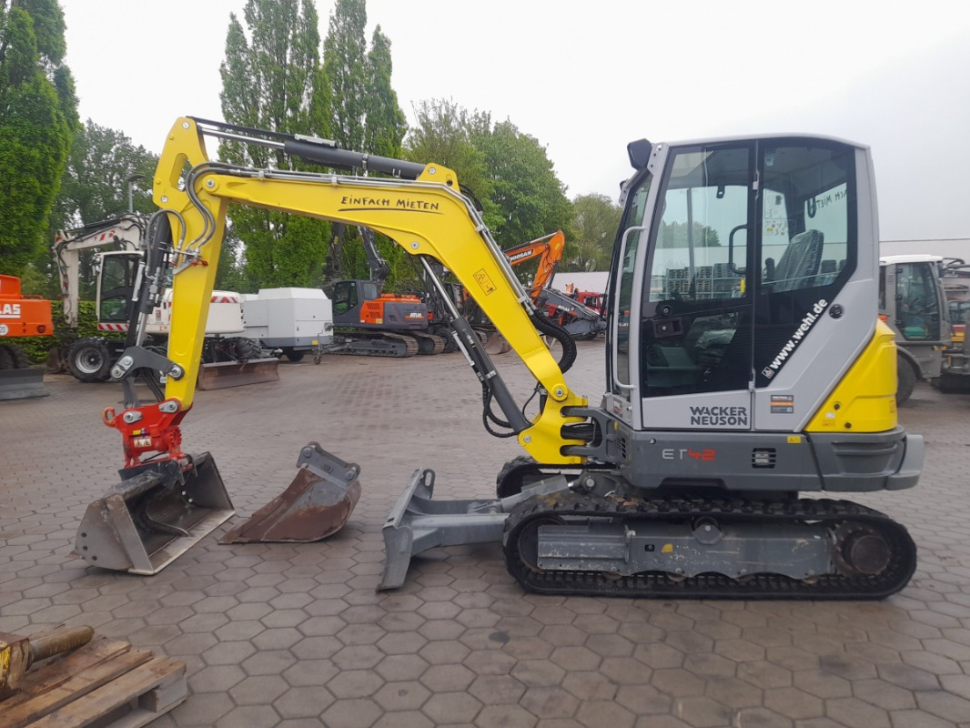 Neuson ET42 - Mini excavator: picture 1 Neuson ET42 - Mini excavator: picture 1