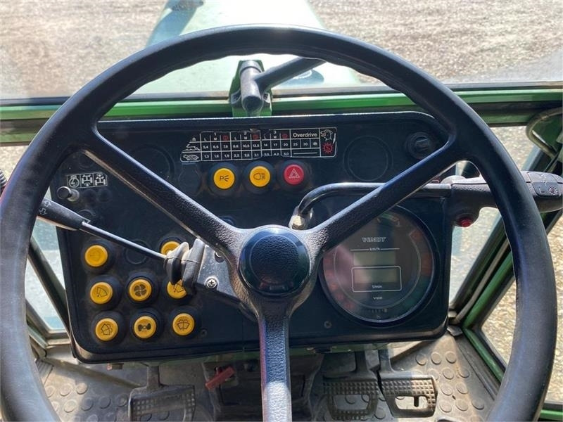 Fendt 308 Farmer 40 km/t - Farm tractor: picture 4 Fendt 308 Farmer 40 km/t - Farm tractor: picture 4