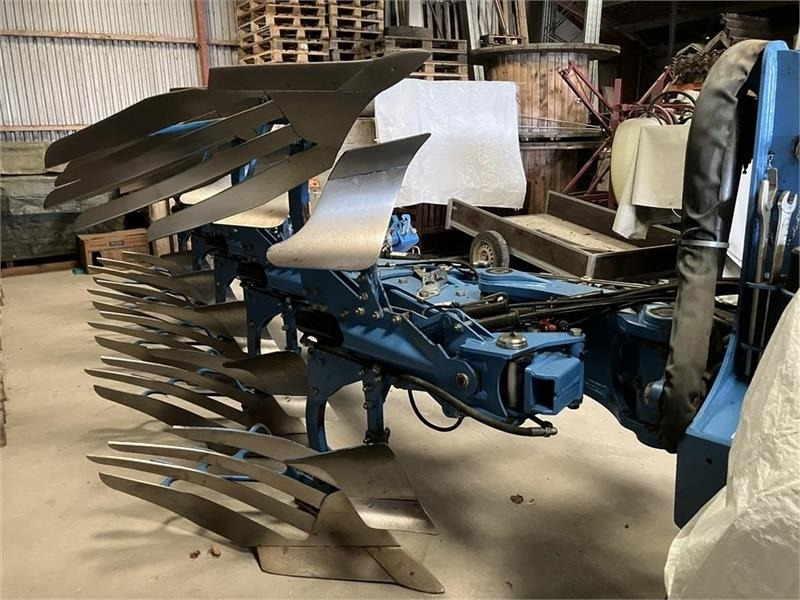 Lemken JUVEL 8VT 5L 100  - Plow: picture 1 Lemken JUVEL 8VT 5L 100  - Plow: picture 1