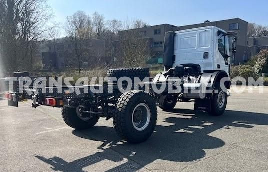 Iveco Eurocargo ML150E24WS 5.9L TURBO DIESEL 4x4 EURO3 CHASSIS CAB - EXPORT OUT EU - Cab chassis truck: picture 2 Iveco Eurocargo ML150E24WS 5.9L TURBO DIESEL 4x4 EURO3 CHASSIS CAB - EXPORT OUT EU - Cab chassis truck: picture 2