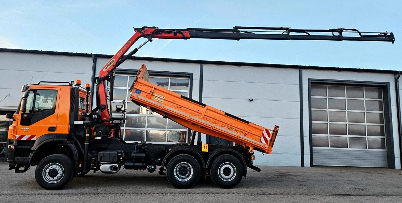 Iveco Trakker 410 6x4-4 EEV Palfinger PK12502 Funk - Tipper, Crane truck: picture 2 Iveco Trakker 410 6x4-4 EEV Palfinger PK12502 Funk - Tipper, Crane truck: picture 2