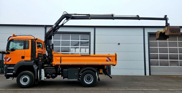 MAN TGS 18.320 4x4 BL HIAB 099-BS3 Funk Kran Euro5 - Tipper, Crane truck: picture 2 MAN TGS 18.320 4x4 BL HIAB 099-BS3 Funk Kran Euro5 - Tipper, Crane truck: picture 2