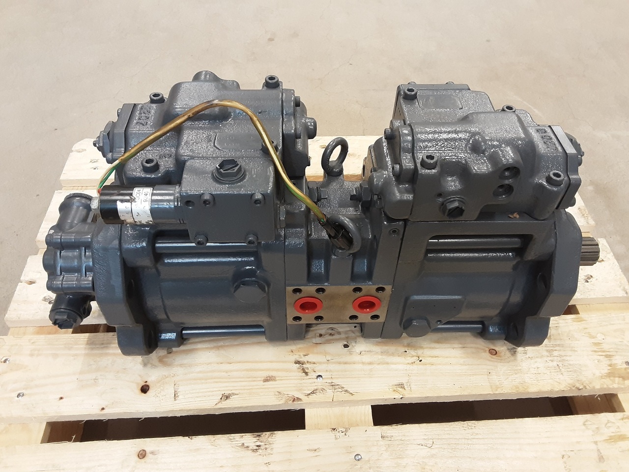 Kawasaki K5V80DT-1PDR-9N0Y - Hydraulic pump for Crawler excavator: picture 3 Kawasaki K5V80DT-1PDR-9N0Y - Hydraulic pump for Crawler excavator: picture 3