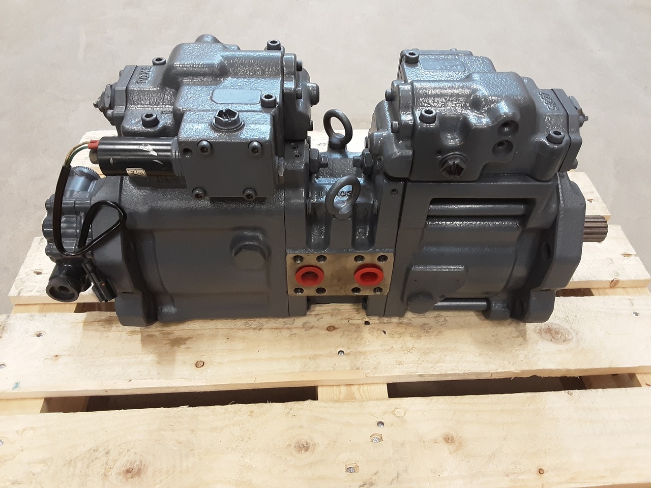 Kawasaki K5V80DT-1PDR-9N0Y-ZV - Hydraulic pump for Crawler excavator: picture 3 Kawasaki K5V80DT-1PDR-9N0Y-ZV - Hydraulic pump for Crawler excavator: picture 3