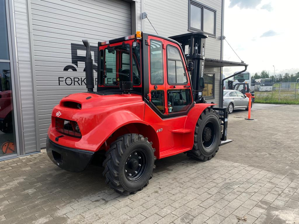 HC CPCD50-XW95E-RT2 - Rough terrain forklift: picture 5 HC CPCD50-XW95E-RT2 - Rough terrain forklift: picture 5