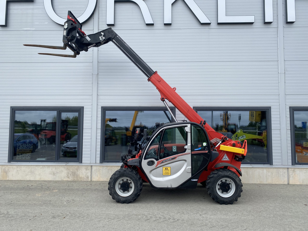 Telescopic handler Manitou MT625H: picture 12