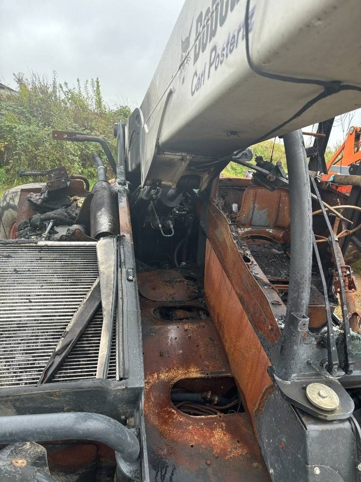 Bobcat TL 470 HF Ausgebrannt - Telescopic handler: picture 2 Bobcat TL 470 HF Ausgebrannt - Telescopic handler: picture 2
