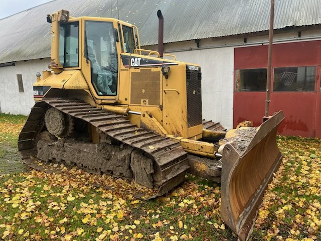 CAT D5N LGP PAT  - Bulldozer: picture 1 CAT D5N LGP PAT  - Bulldozer: picture 1