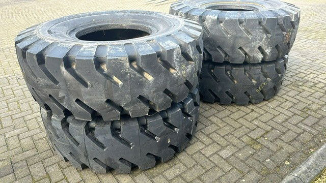 Michelin 20.5-25 Mini L5 Banden - Tire: picture 2 Michelin 20.5-25 Mini L5 Banden - Tire: picture 2