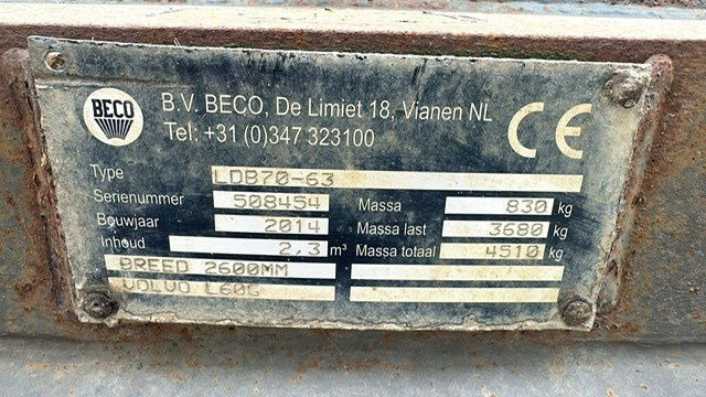 Volvo Graaf bak L60 L70 L90 L110 - Loader bucket: picture 3 Volvo Graaf bak L60 L70 L90 L110 - Loader bucket: picture 3