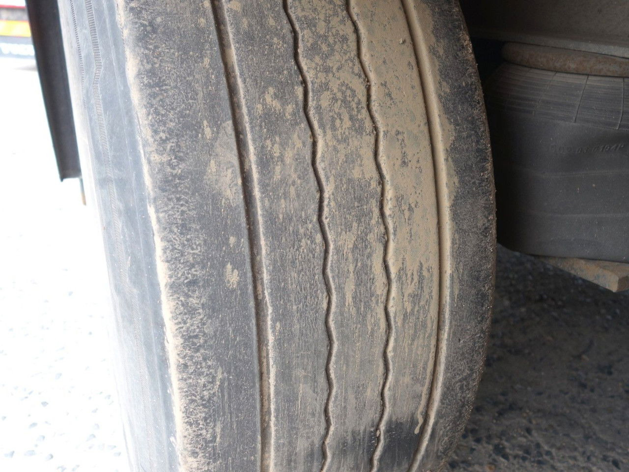 Refrigerator semi-trailer Schmitz Cargobull SKO 24/L mir Carrier 1300, SAF Achsen, Liftachse: picture 16