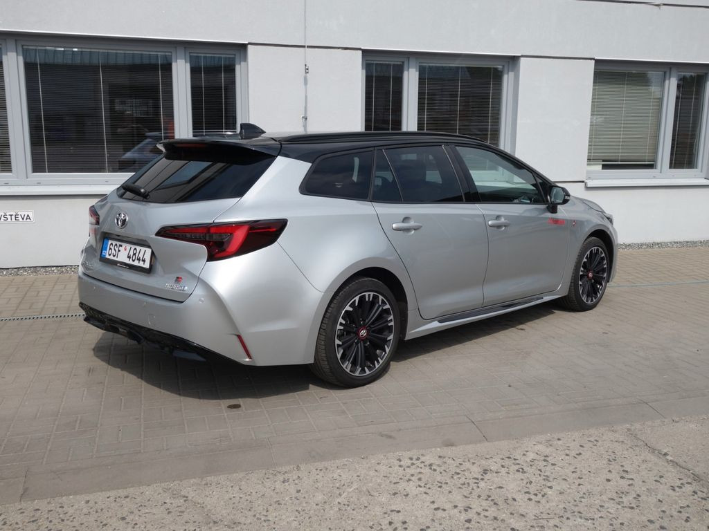 New Station wagon Toyota Corolla Touring 2,0 Hybrid  GR Sport: picture 6