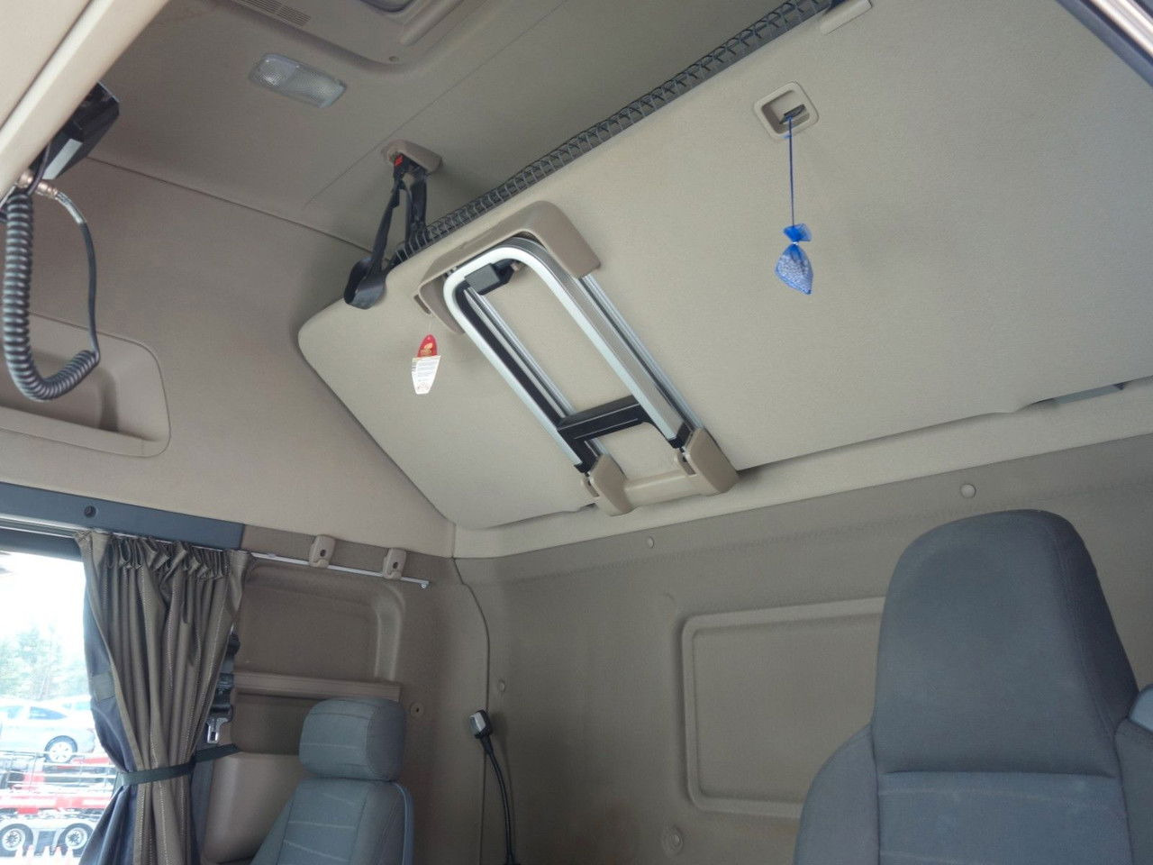 Tractor unit Scania R450 LD, Retarder, Topline: picture 12