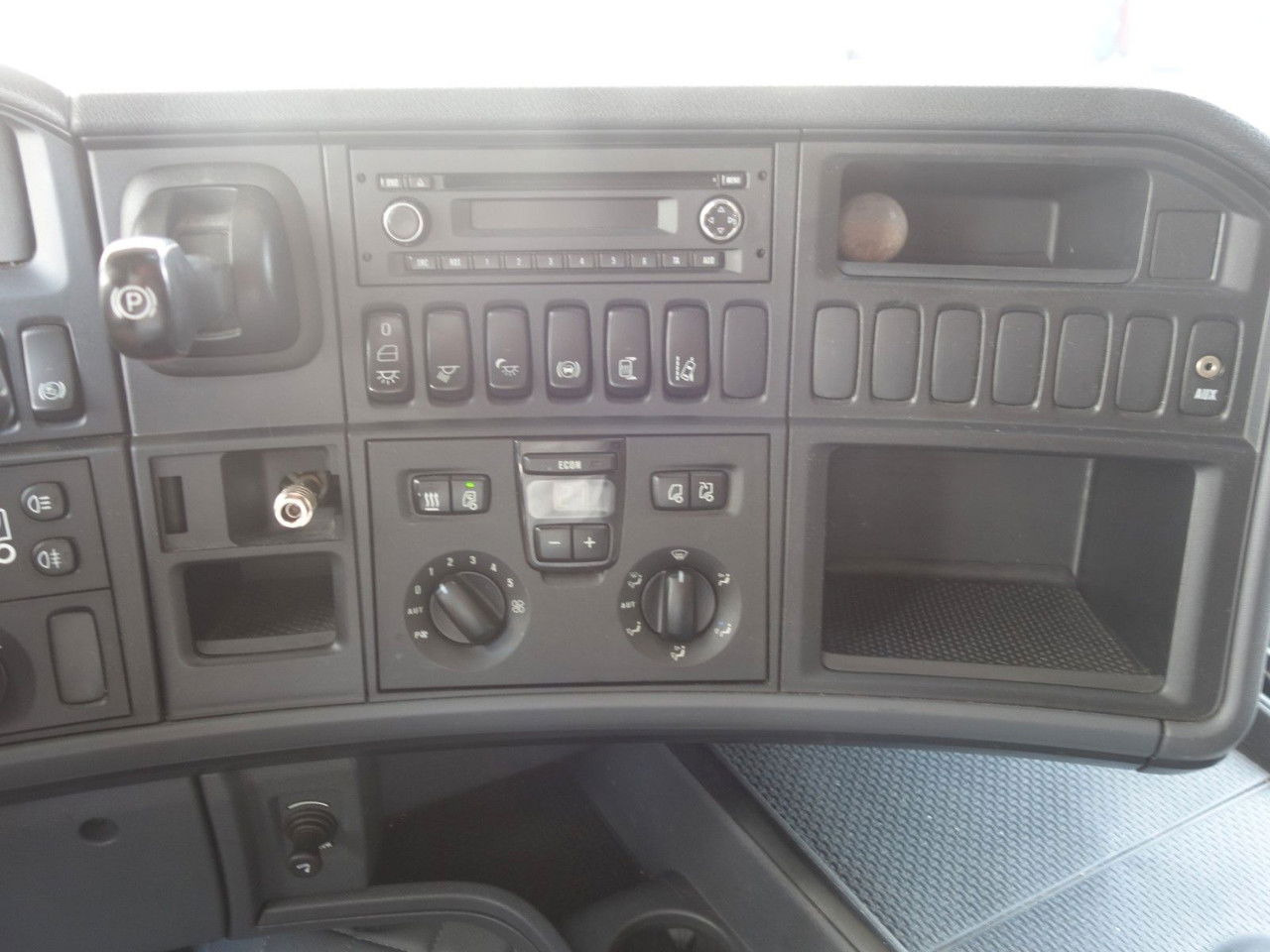 Tractor unit Scania R450 LD, Retarder, Topline: picture 17