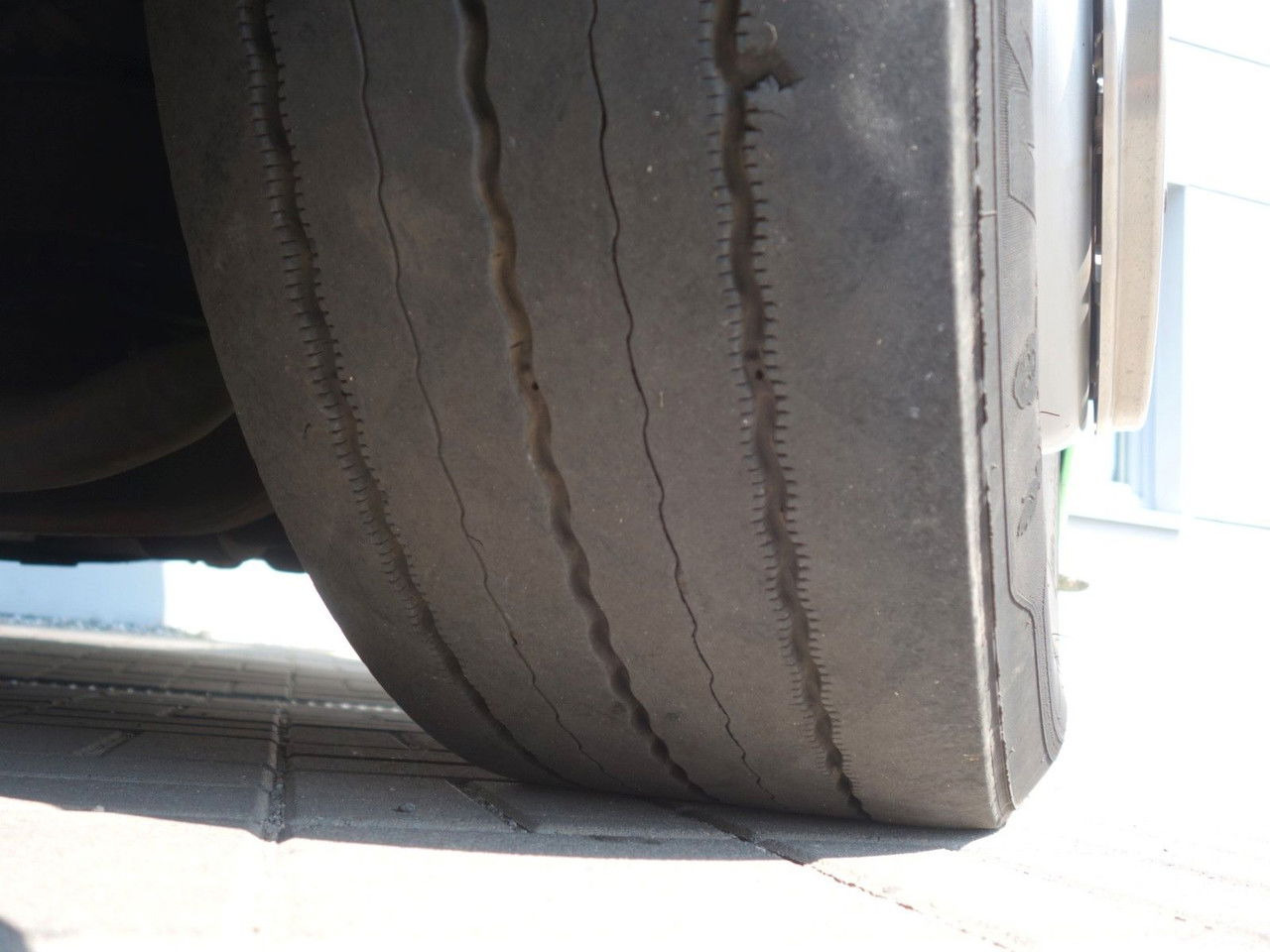 Tractor unit Scania R450 LD, Retarder, Topline: picture 9