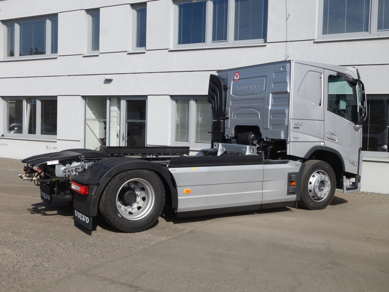 Volvo FM 13, 460 PS, Retarder , fur Euro Lohr Volvo FM 13, 460 PS, Retarder , fur Euro Lohr - Tractor unit: picture 4 Volvo FM 13, 460 PS, Retarder , fur Euro Lohr Volvo FM 13, 460 PS, Retarder , fur Euro Lohr - Tractor unit: picture 4