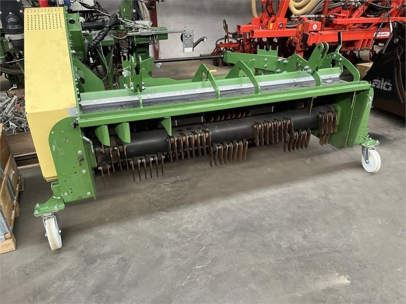 Krone PreChop - Square baler: picture 1 Krone PreChop - Square baler: picture 1