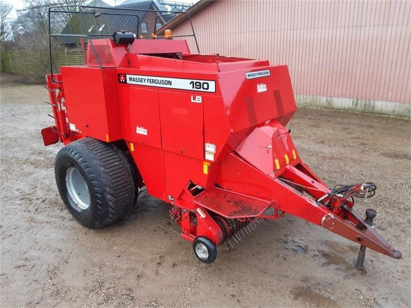 Massey Ferguson 190 - Square baler: picture 1 Massey Ferguson 190 - Square baler: picture 1