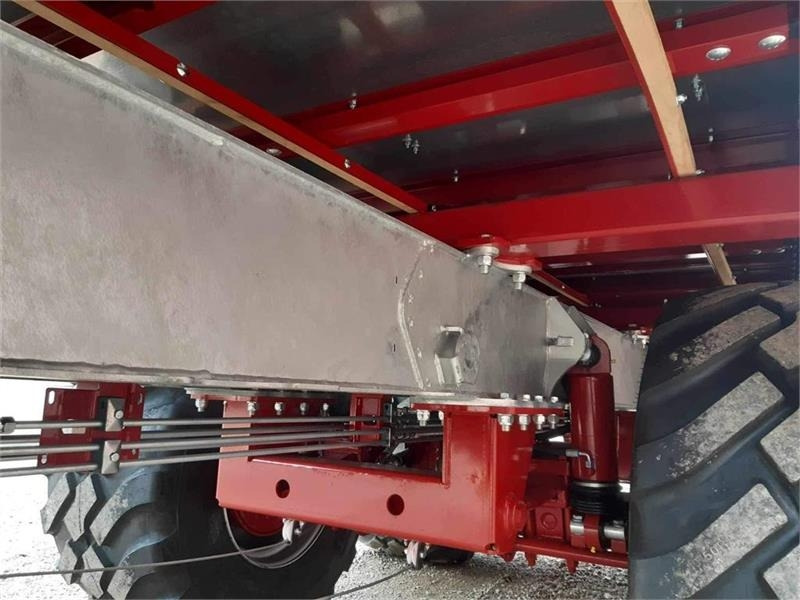 Forage mixer wagon Strautmann Giga Trailer 460: picture 12 Forage mixer wagon Strautmann Giga Trailer 460: picture 12
