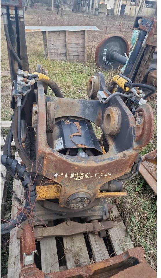 Crawler excavator CAT 323EL: picture 7 Crawler excavator CAT 323EL: picture 7