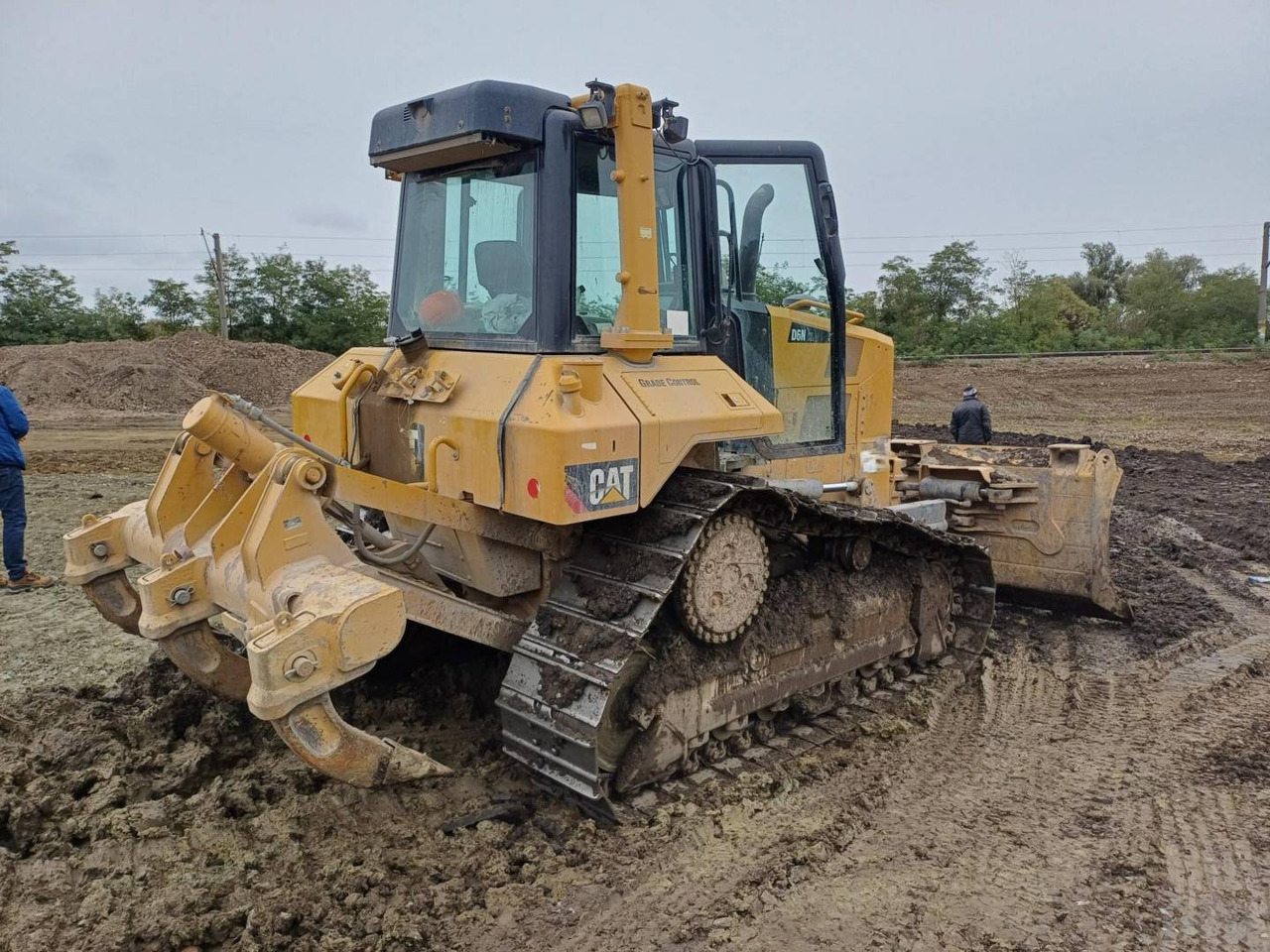 CAT D6NXL - Bulldozer: picture 3 CAT D6NXL - Bulldozer: picture 3