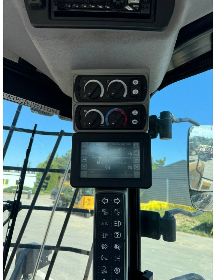 Wheel loader CAT 962M: picture 31