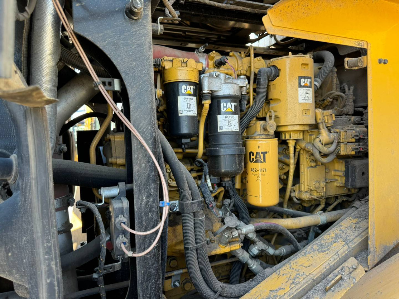 Wheel loader CAT 962M: picture 27