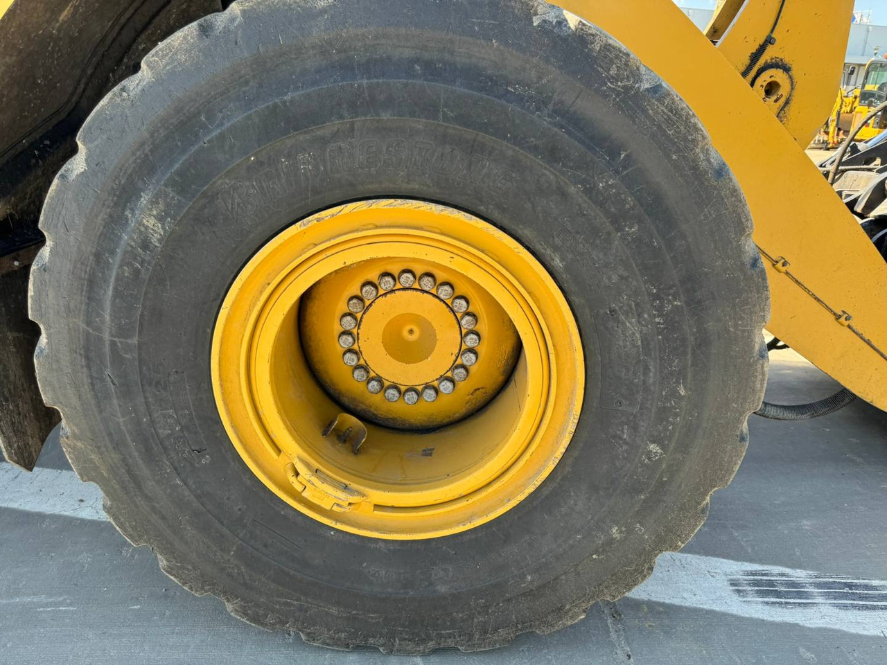 Wheel loader CAT 962M: picture 15