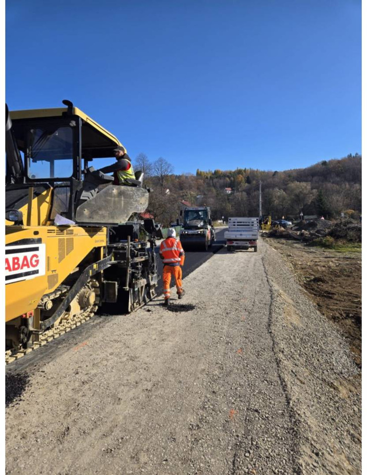 CAT AP655F - Asphalt paver: picture 5 CAT AP655F - Asphalt paver: picture 5