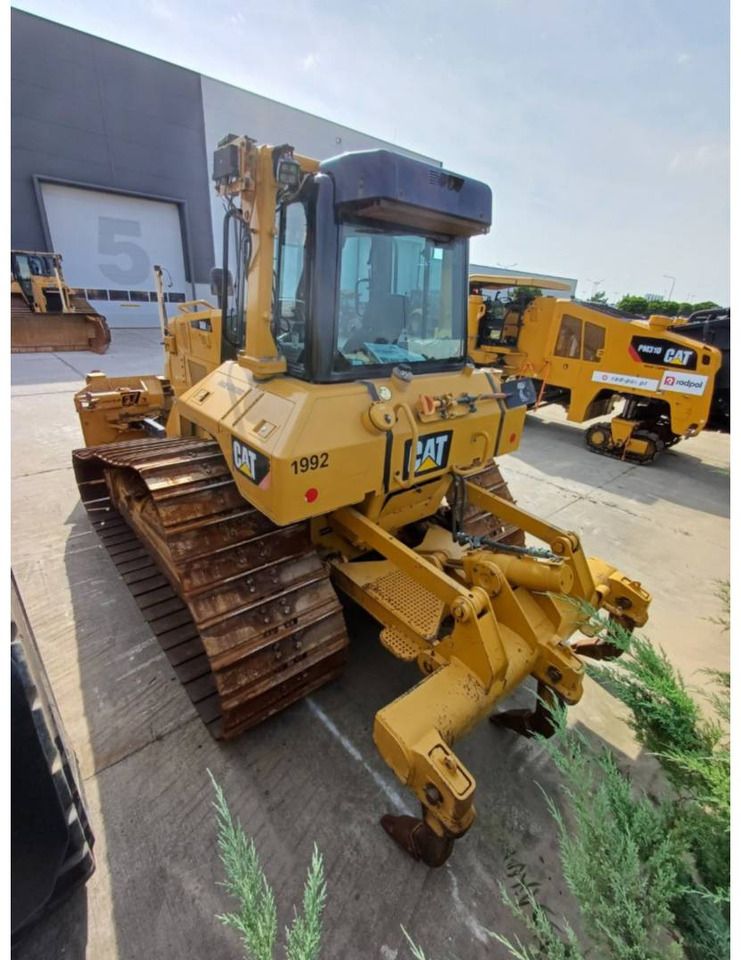 CAT D6NLGP - Bulldozer: picture 4 CAT D6NLGP - Bulldozer: picture 4