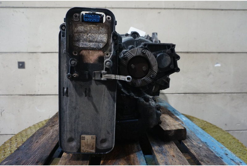 ZF 12AS2331DD+INT3 - Gearbox for Truck: picture 4 ZF 12AS2331DD+INT3 - Gearbox for Truck: picture 4