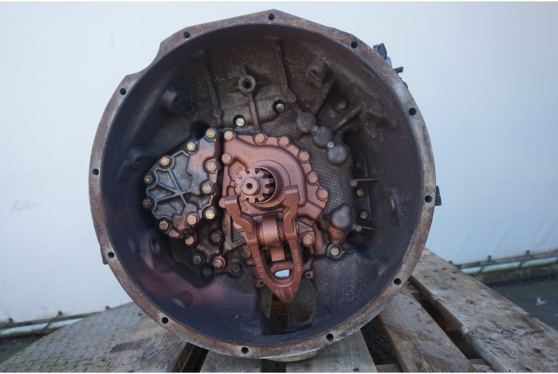 ZF 16S1821OD+INT 81.32003.6673 - Gearbox for Truck: picture 2 ZF 16S1821OD+INT 81.32003.6673 - Gearbox for Truck: picture 2