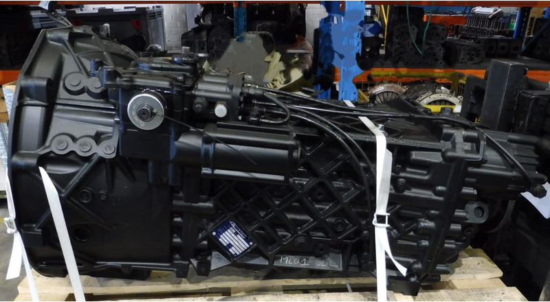 ZF 1S2220TO CGS CARBON - Gearbox for Truck: picture 1 ZF 1S2220TO CGS CARBON - Gearbox for Truck: picture 1