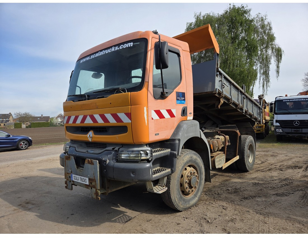 Renault Kerax 340 4x4 Tipper Manual Gearbox Mechanical pump Pompe Mecanique - Tipper: picture 1 Renault Kerax 340 4x4 Tipper Manual Gearbox Mechanical pump Pompe Mecanique - Tipper: picture 1