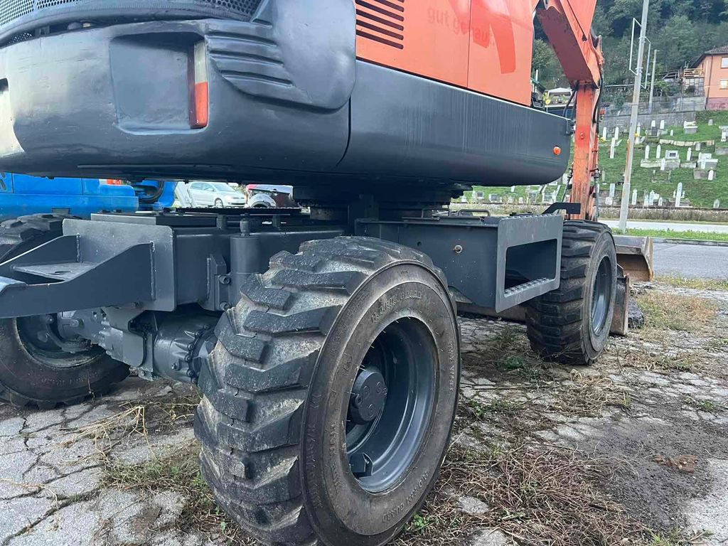 Doosan S55W-V Plus, 4800hours - Wheel excavator: picture 5 Doosan S55W-V Plus, 4800hours - Wheel excavator: picture 5