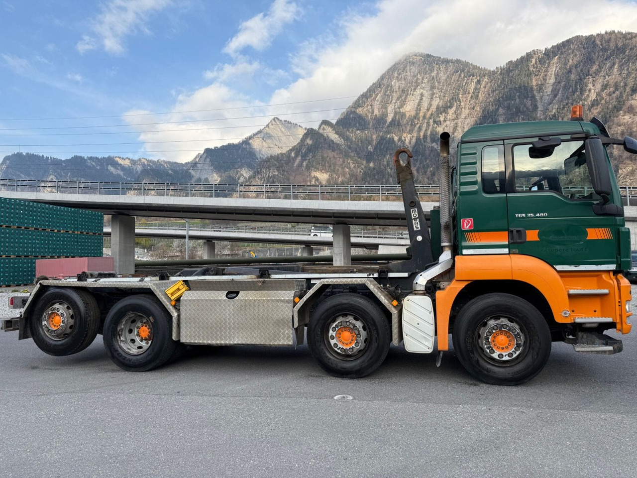 MAN TGS 35.480 8x2, E5, Mobas Abroll - Hook lift truck: picture 3 MAN TGS 35.480 8x2, E5, Mobas Abroll - Hook lift truck: picture 3