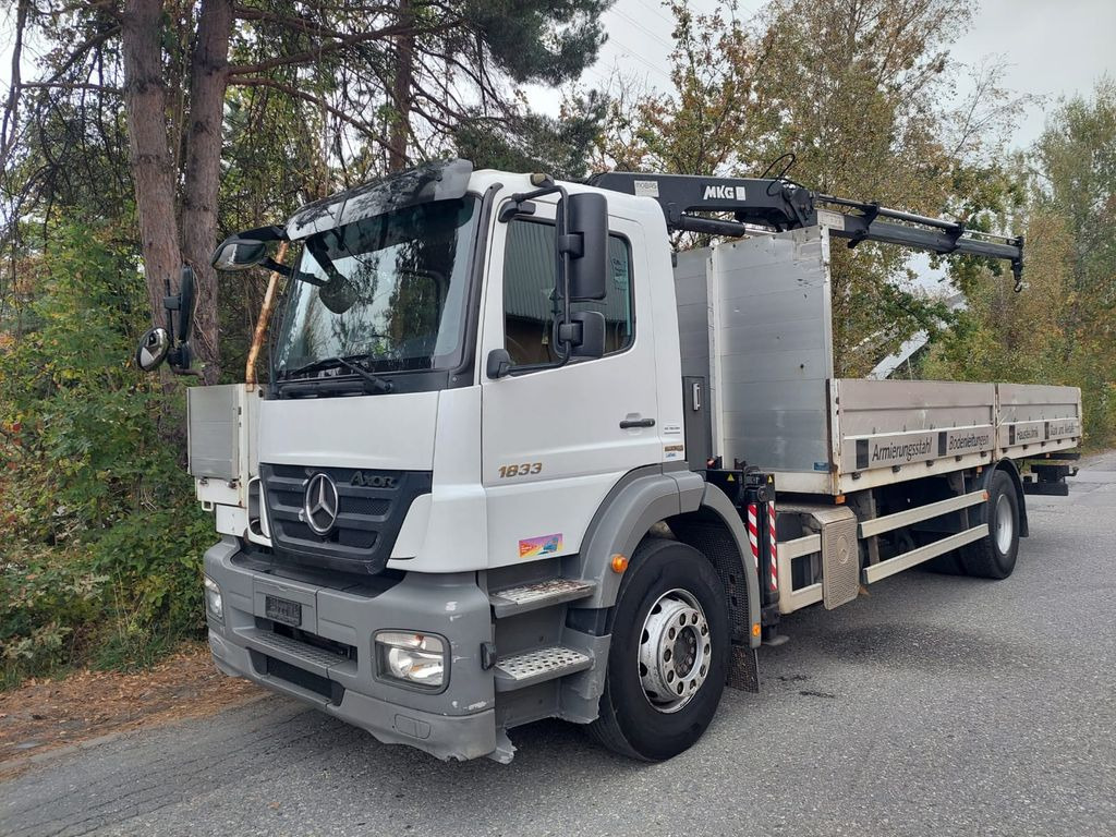 Mercedes-Benz Axor 1833 4x2, EPS, E5, HLK 96 Kran, Spezial - Crane truck, Dropside/ Flatbed truck: picture 2 Mercedes-Benz Axor 1833 4x2, EPS, E5, HLK 96 Kran, Spezial - Crane truck, Dropside/ Flatbed truck: picture 2