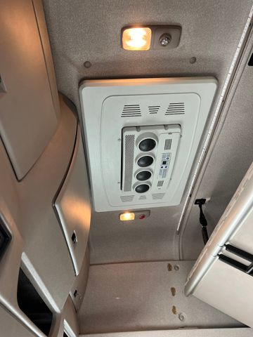 Tractor unit DAF CF440 FT 4x2, E6, PTO, Standklima, 10x DAF CF440 FT 4x2, E6, PTO, Standklima, 10x: picture 10 Tractor unit DAF CF440 FT 4x2, E6, PTO, Standklima, 10x DAF CF440 FT 4x2, E6, PTO, Standklima, 10x: picture 10