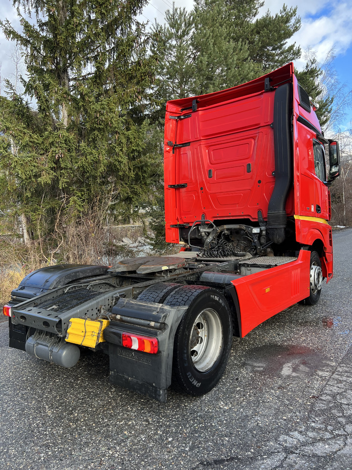 MERCEDES-BENZ Actros 1845 4x2, E6, Retarder - Tractor unit: picture 4 MERCEDES-BENZ Actros 1845 4x2, E6, Retarder - Tractor unit: picture 4