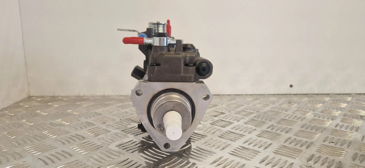 320/06927 12V injection pump 9323A252G Delphi - Engine and parts for Construction machinery: picture 2 320/06927 12V injection pump 9323A252G Delphi - Engine and parts for Construction machinery: picture 2