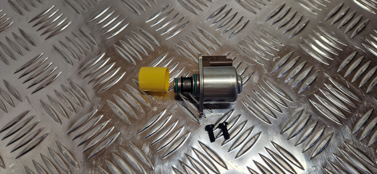Delphi inlet metering Valve 28233373 - Engine and parts for Construction machinery: picture 3 Delphi inlet metering Valve 28233373 - Engine and parts for Construction machinery: picture 3