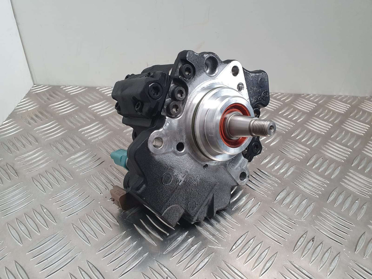 JCB Injection Pump 320/06825 Delphi 28313000 injection pump - Engine and parts for Construction machinery: picture 2 JCB Injection Pump 320/06825 Delphi 28313000 injection pump - Engine and parts for Construction machinery: picture 2