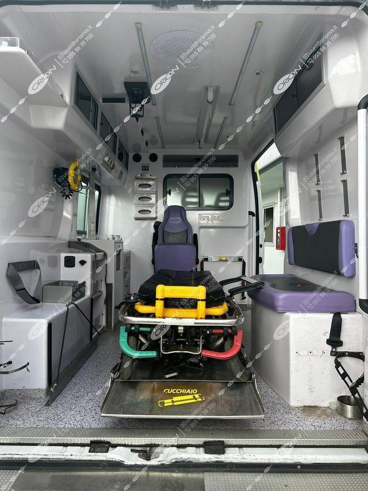 ORION FIAT 290 DUCATO - Ambulance: picture 3 ORION FIAT 290 DUCATO - Ambulance: picture 3
