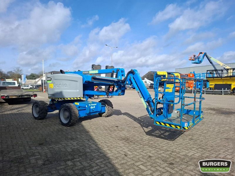 Genie Z45/25J - Articulated boom: picture 2 Genie Z45/25J - Articulated boom: picture 2