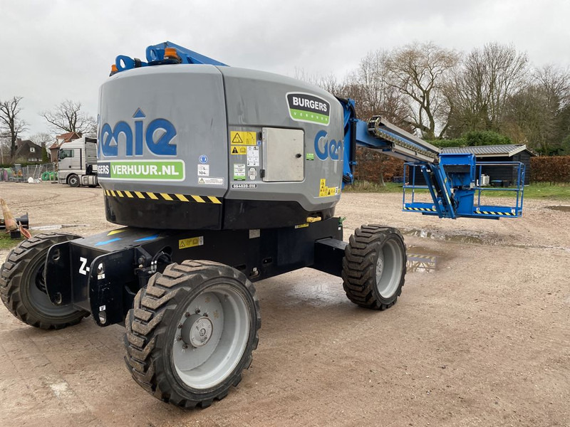 Genie Z62/40 - Articulated boom: picture 3 Genie Z62/40 - Articulated boom: picture 3