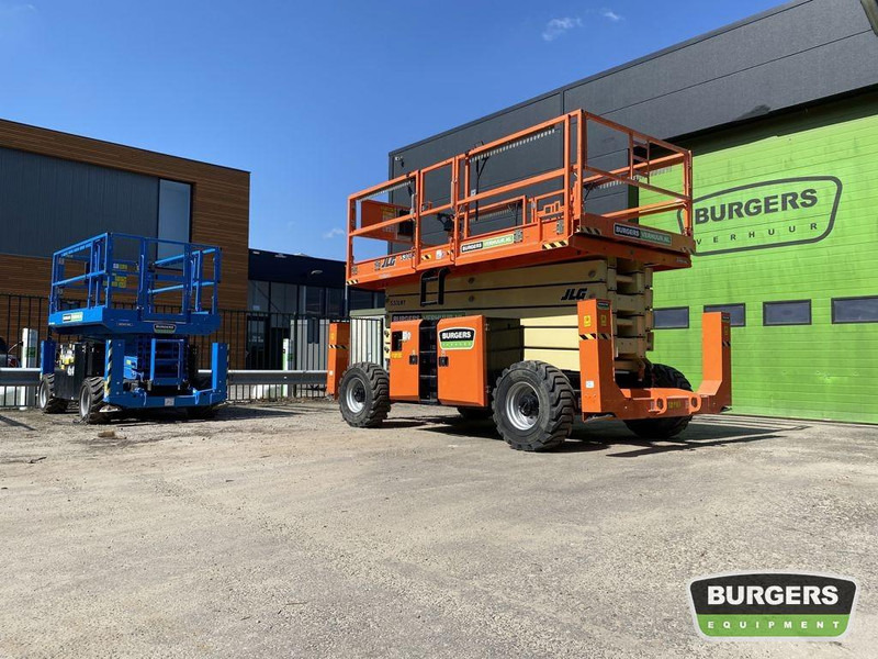 JLG 530LRT - Scissor lift: picture 2 JLG 530LRT - Scissor lift: picture 2