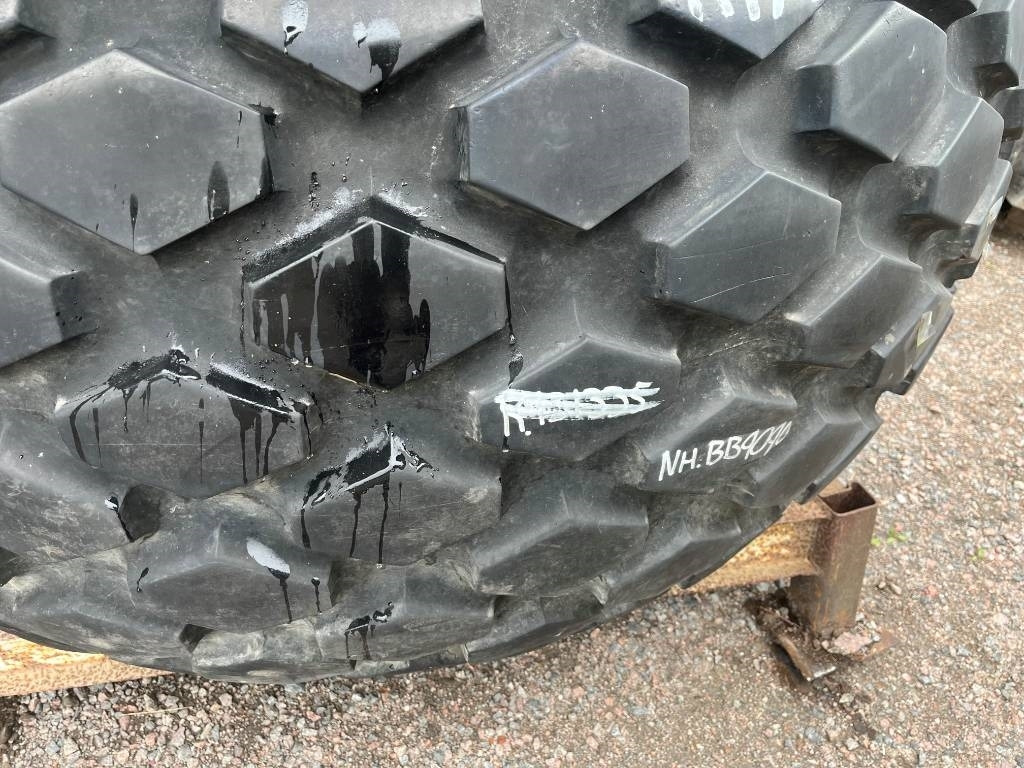 Alliance 28L- 26 Däck på Fälg - Tire for Agricultural machinery: picture 4 Alliance 28L- 26 Däck på Fälg - Tire for Agricultural machinery: picture 4